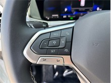 Vehicle Thumb #25