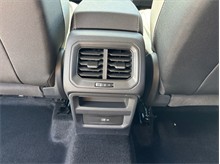 Vehicle Thumb #38