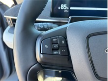 Vehicle Thumb #28