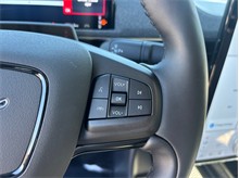 Vehicle Thumb #29