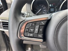 Vehicle Thumb #29
