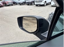 Vehicle Thumb #18