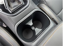 Vehicle Thumb #33