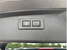 Vehicle Thumb #47