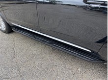 Vehicle Thumb #19