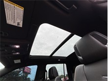 Vehicle Thumb #43