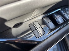 Vehicle Thumb #25