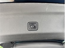 Vehicle Thumb #54