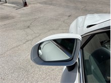 Vehicle Thumb #18