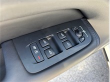 Vehicle Thumb #22
