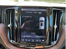 Vehicle Thumb #24