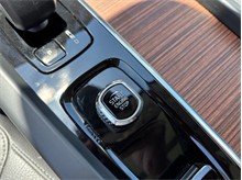 Vehicle Thumb #28