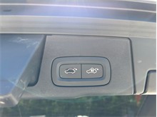 Vehicle Thumb #49