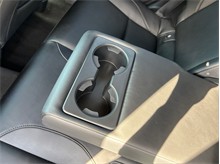 Vehicle Thumb #32