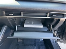 Vehicle Thumb #36