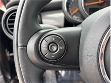 Vehicle Thumb #22