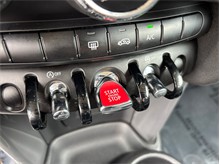 Vehicle Thumb #24