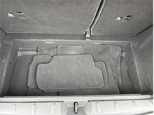Vehicle Thumb #38