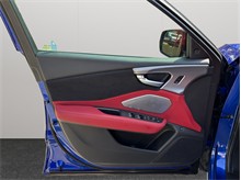 Vehicle Thumb #23