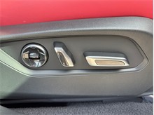 Vehicle Thumb #48