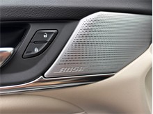 Vehicle Thumb #20