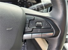 Vehicle Thumb #24