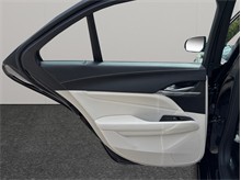 Vehicle Thumb #36