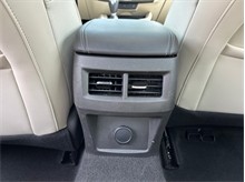 Vehicle Thumb #37