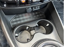 Vehicle Thumb #24
