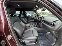 Vehicle Thumb #30