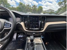 Vehicle Thumb #11