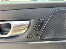 Vehicle Thumb #25