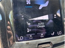 Vehicle Thumb #36
