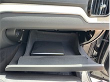 Vehicle Thumb #49