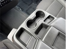 Vehicle Thumb #36