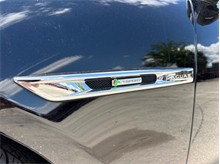 Vehicle Thumb #15