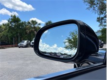 Vehicle Thumb #21