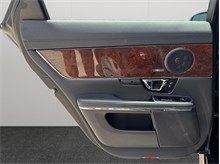 Vehicle Thumb #45