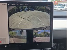 Vehicle Thumb #32
