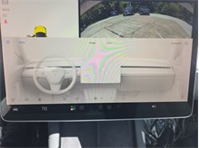 Vehicle Thumb #33