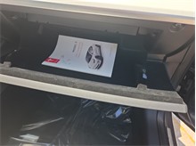 Vehicle Thumb #46