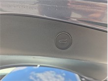 Vehicle Thumb #48