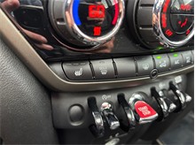 Vehicle Thumb #30