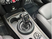 Vehicle Thumb #33