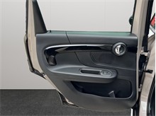 Vehicle Thumb #36