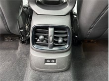 Vehicle Thumb #37