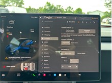Vehicle Thumb #30
