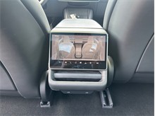 Vehicle Thumb #36
