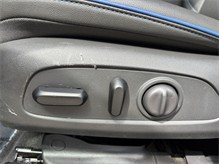 Vehicle Thumb #19