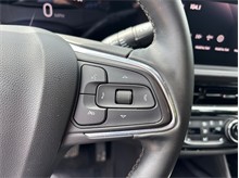 Vehicle Thumb #25